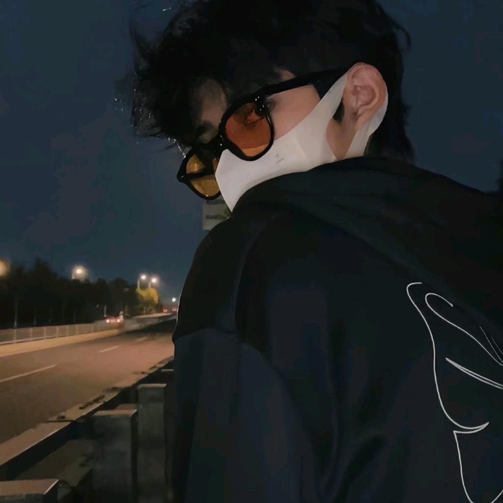 Sunlit🚶‍♂️