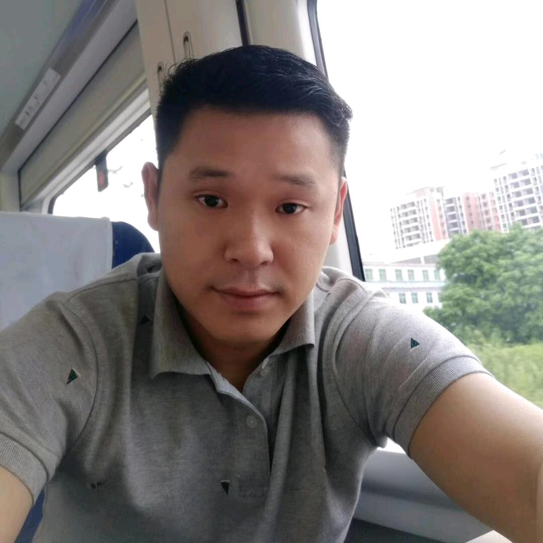 塑胶老男人