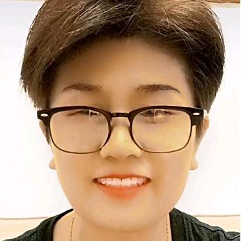 英语高级教师 Miss Liu
