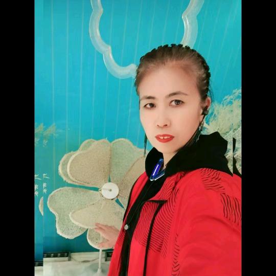 泡泡妞🎤演绎主播19.40