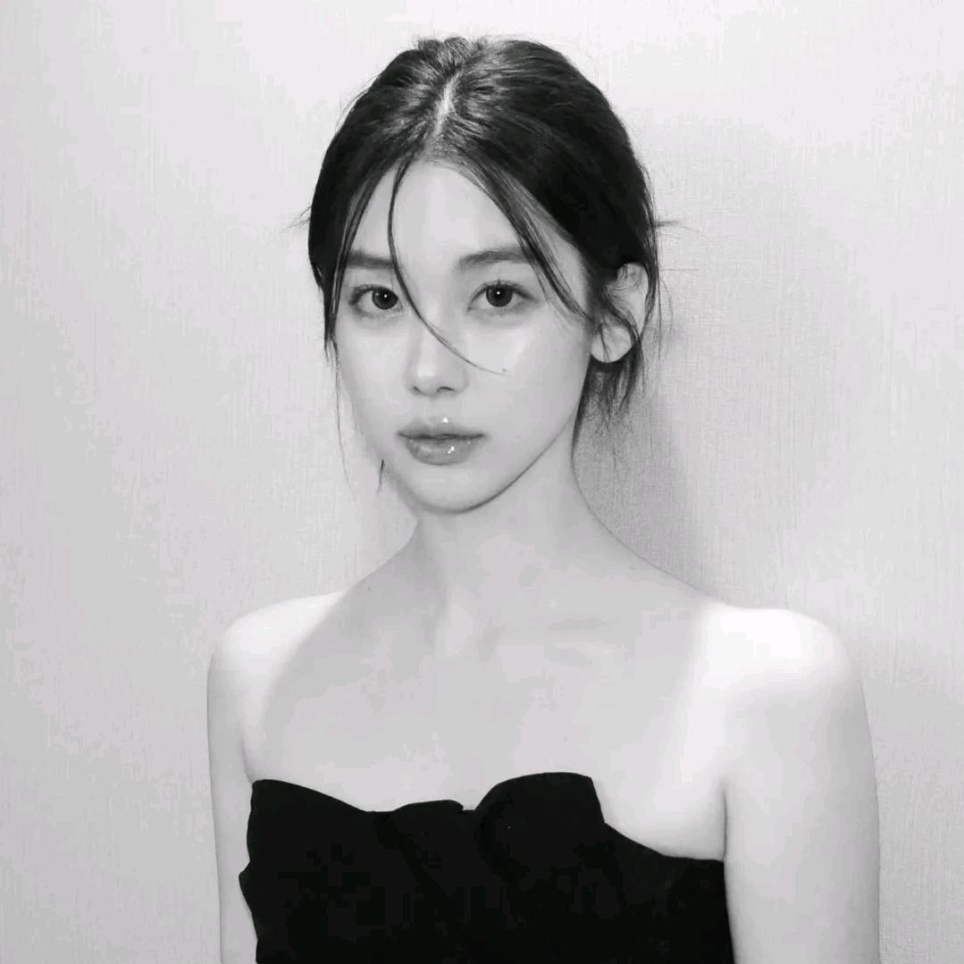 轻轻