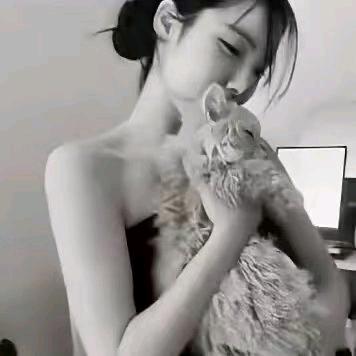 热爱生活的王小姐