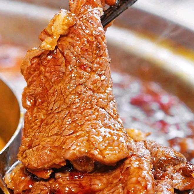小胖爱吃牛肉