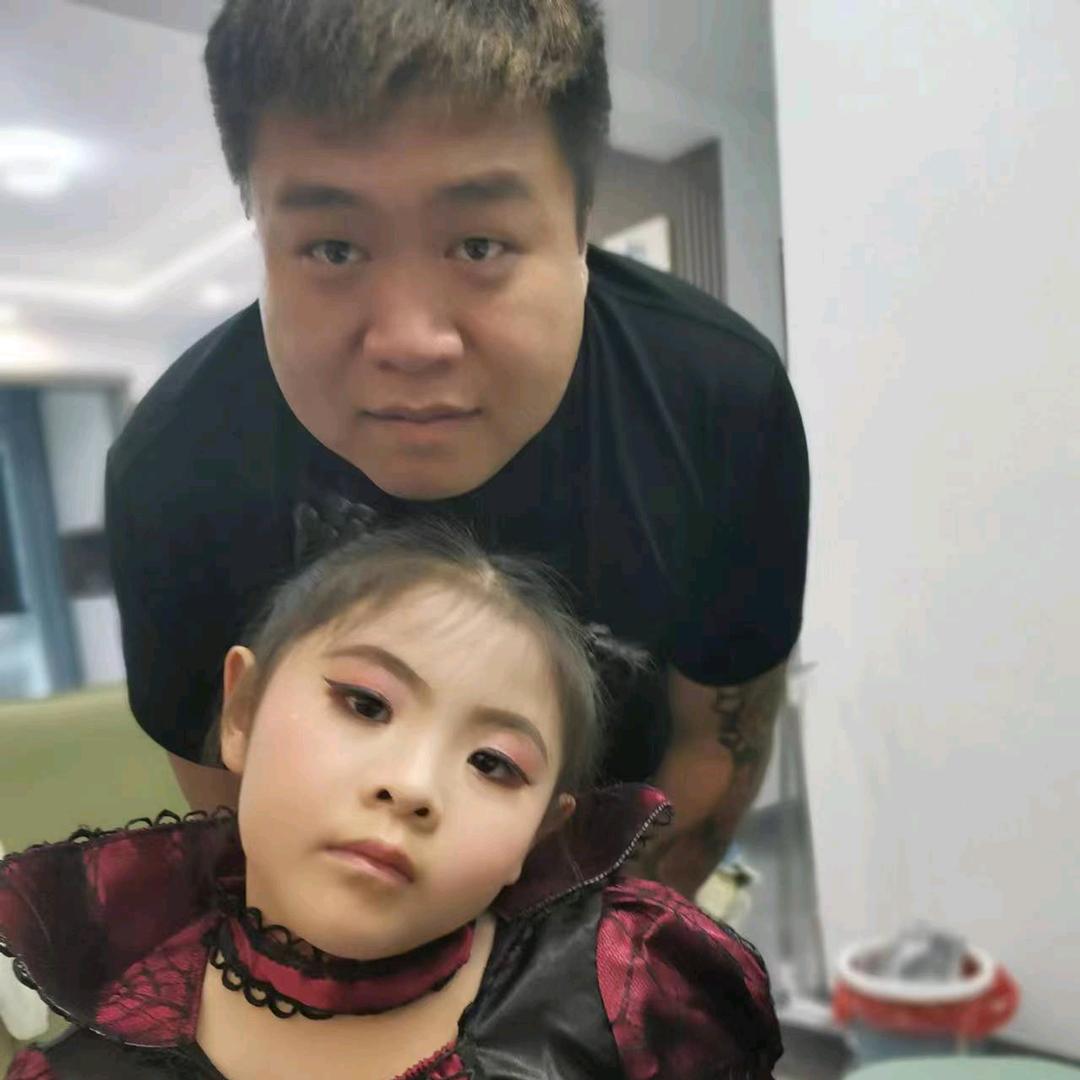 甜甜d爸爸