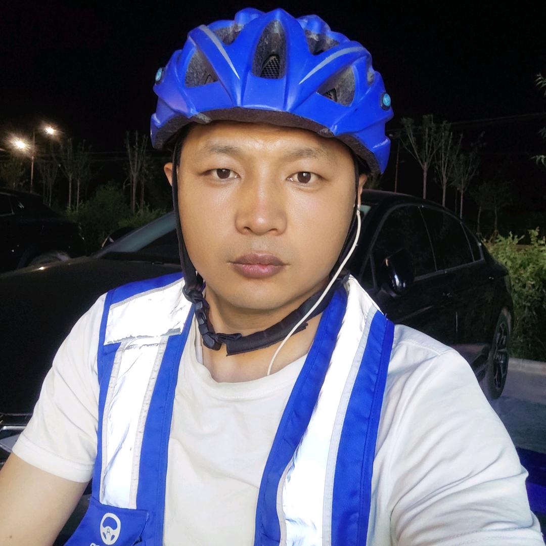 代驾张师傅
