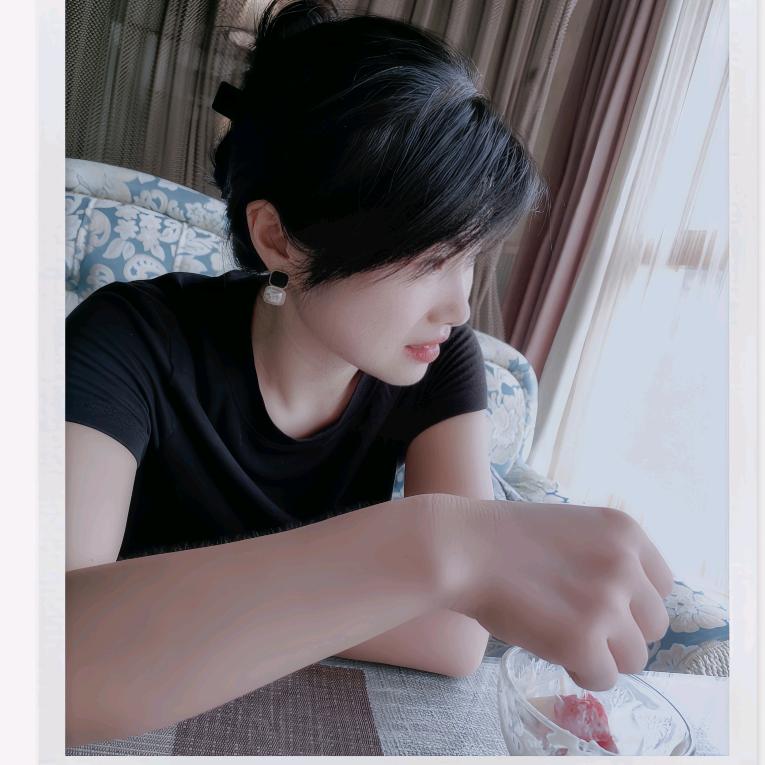 黄笑笑
