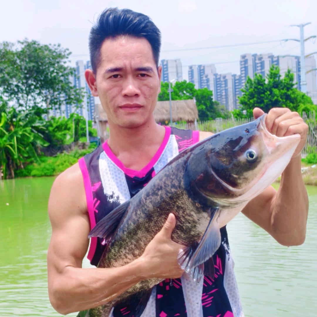 长虹钓鱼场老谢