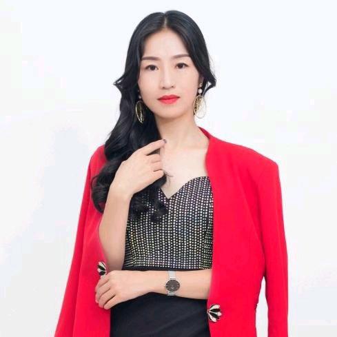 杨杨Young
