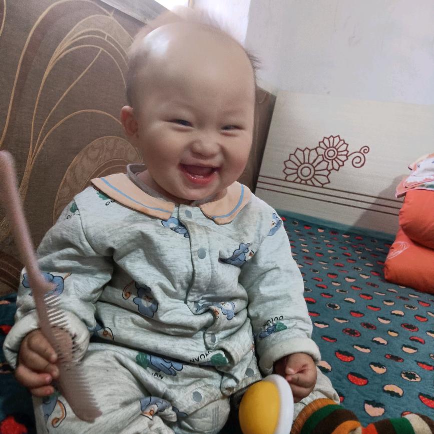她和他