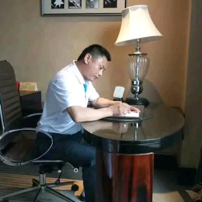 老婆为了家庭你辛苦了