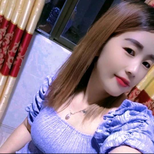 李芳