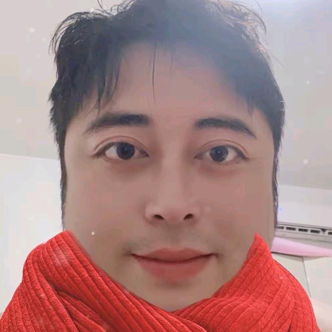 小爷红帽哥