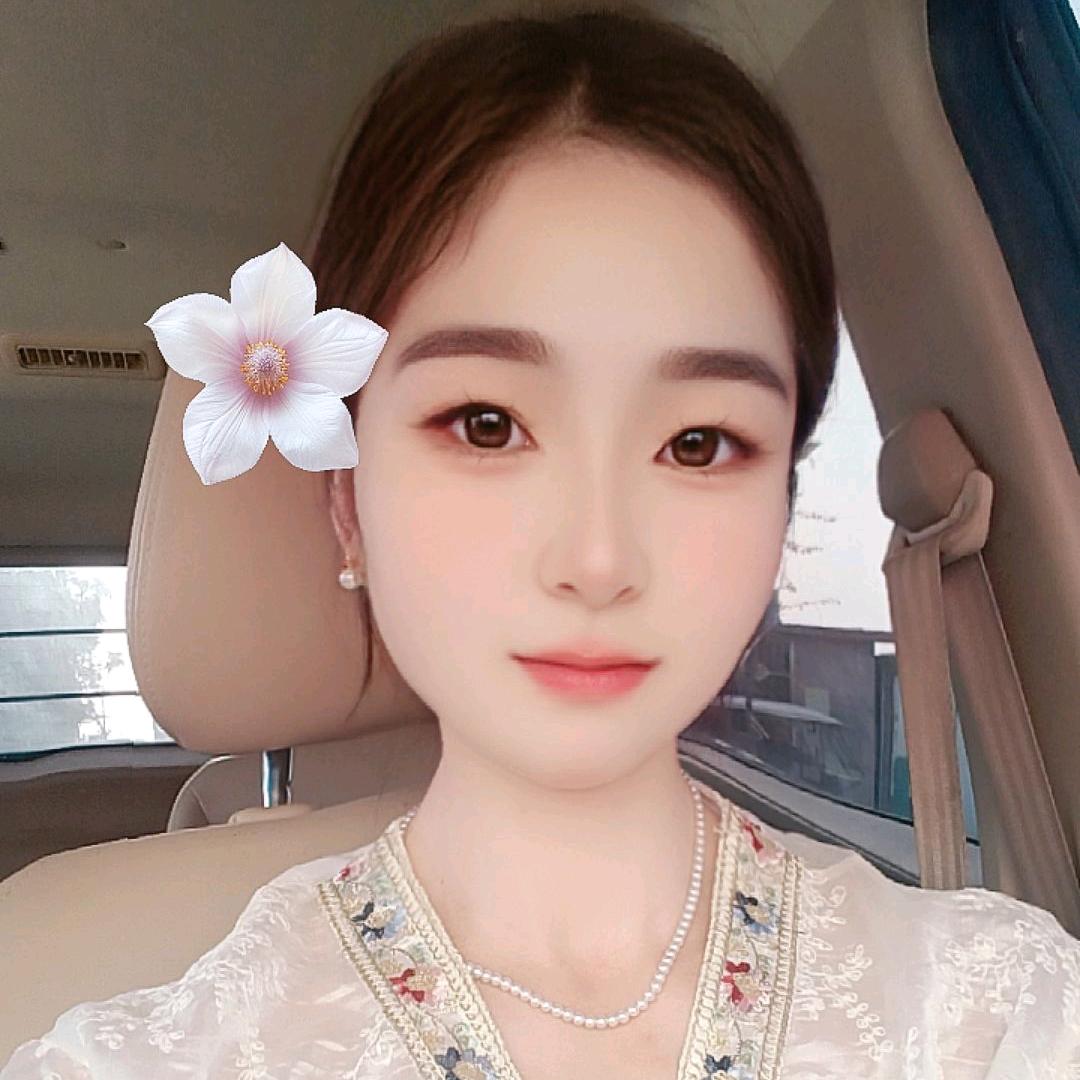 秀秀╭☞🎤