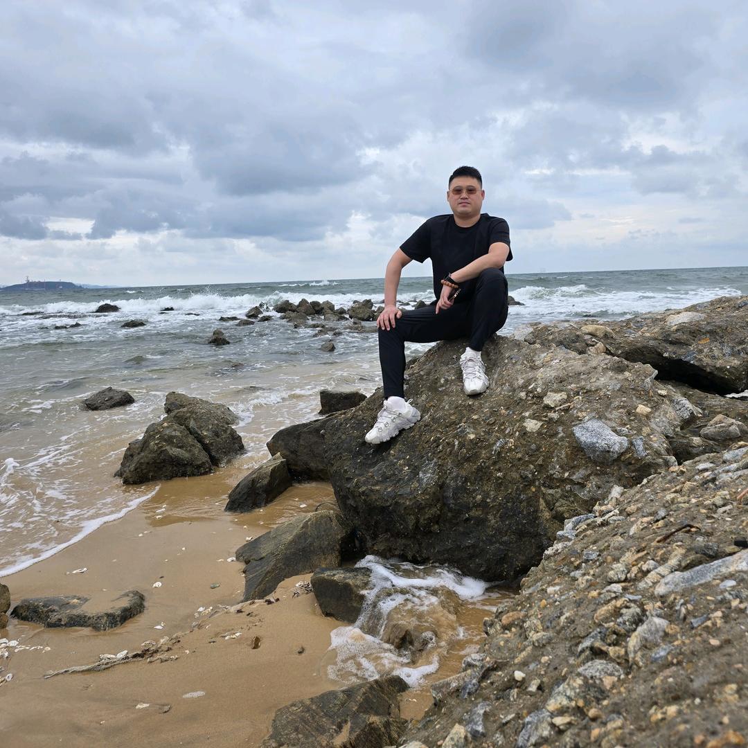 宏宏男士理发馆-创始人