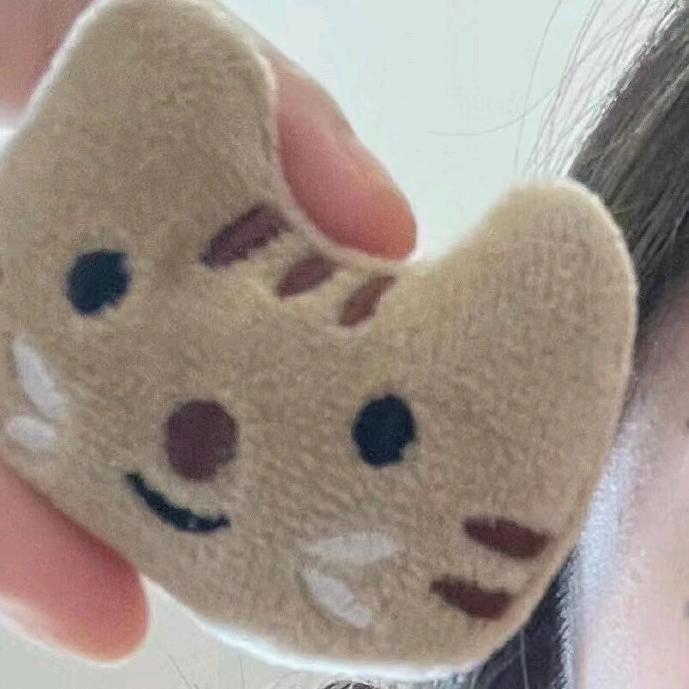 芸芸控