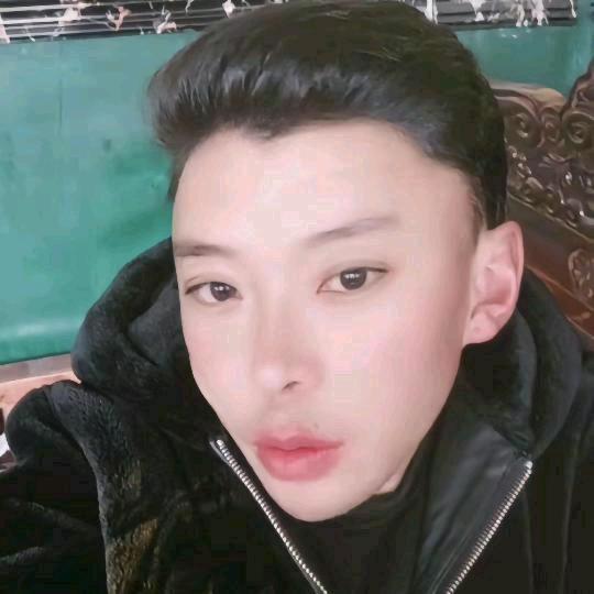 霍尔 达西