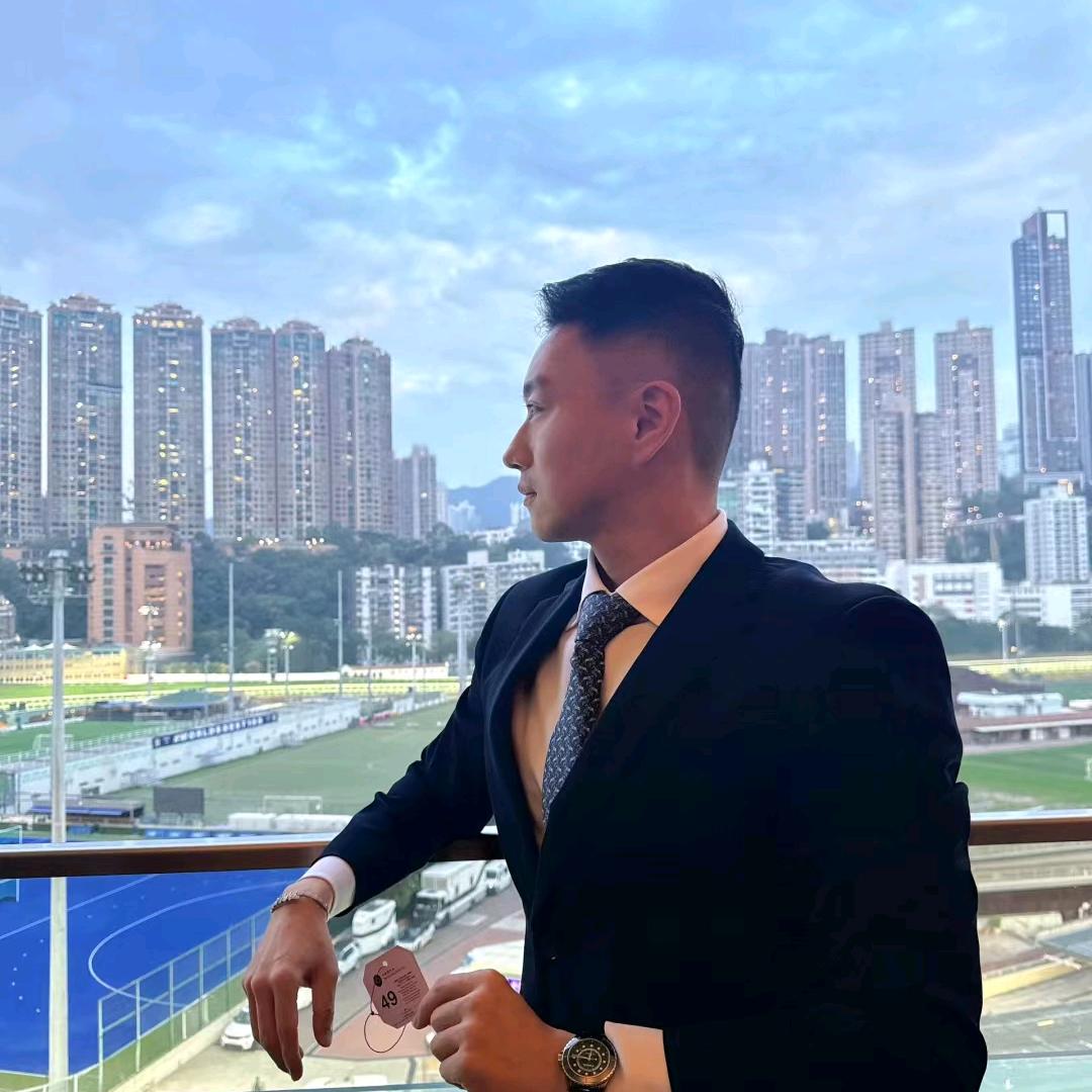 律巨人