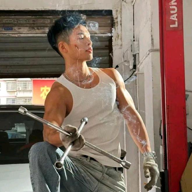 低调人