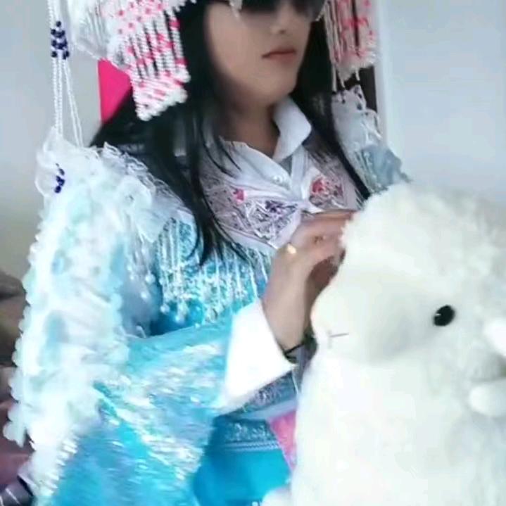雨云非。阿弥陀佛