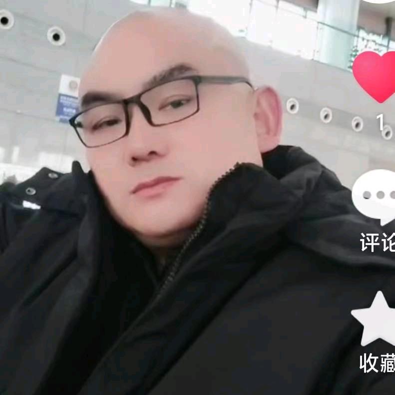 丁伟