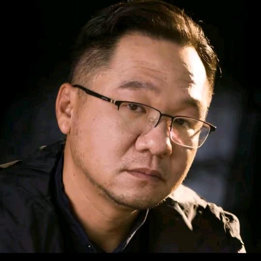 大漠叔叔小卖铺