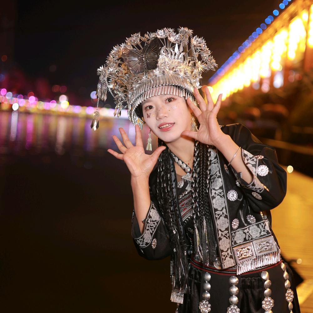 桃🍑杨乐多