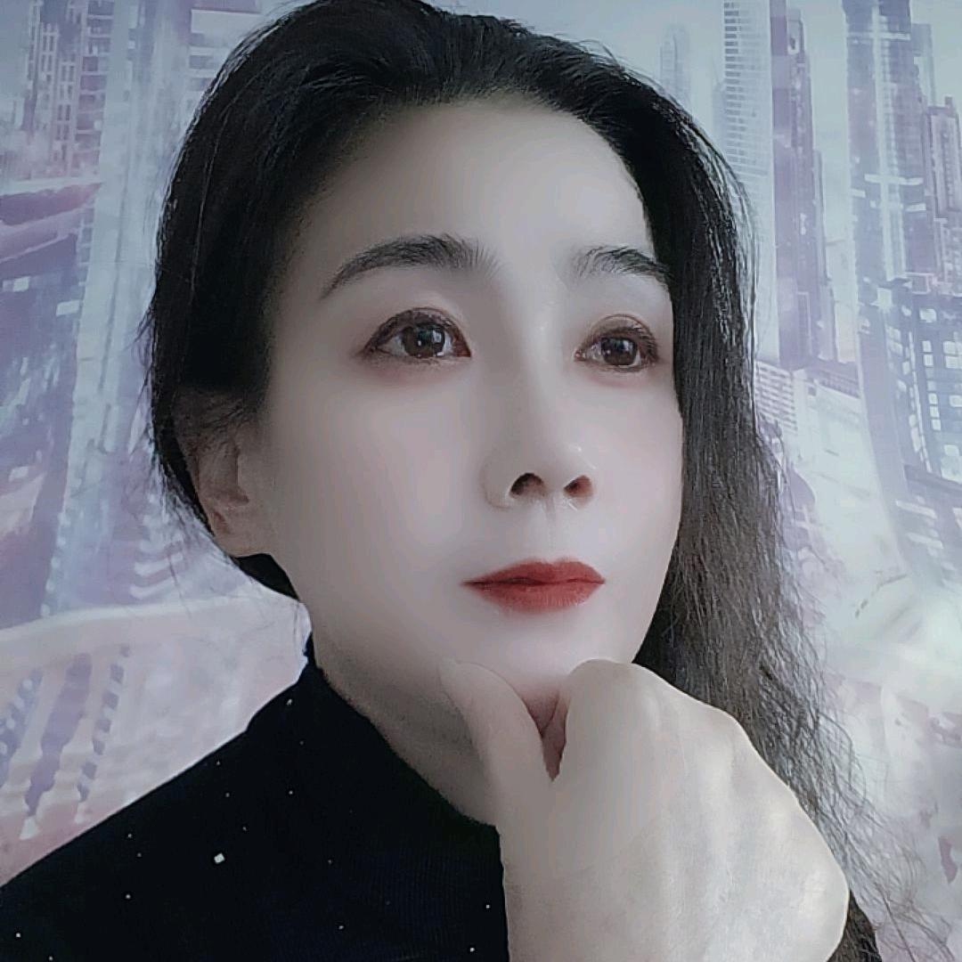 単身储姐（人生坎坷）