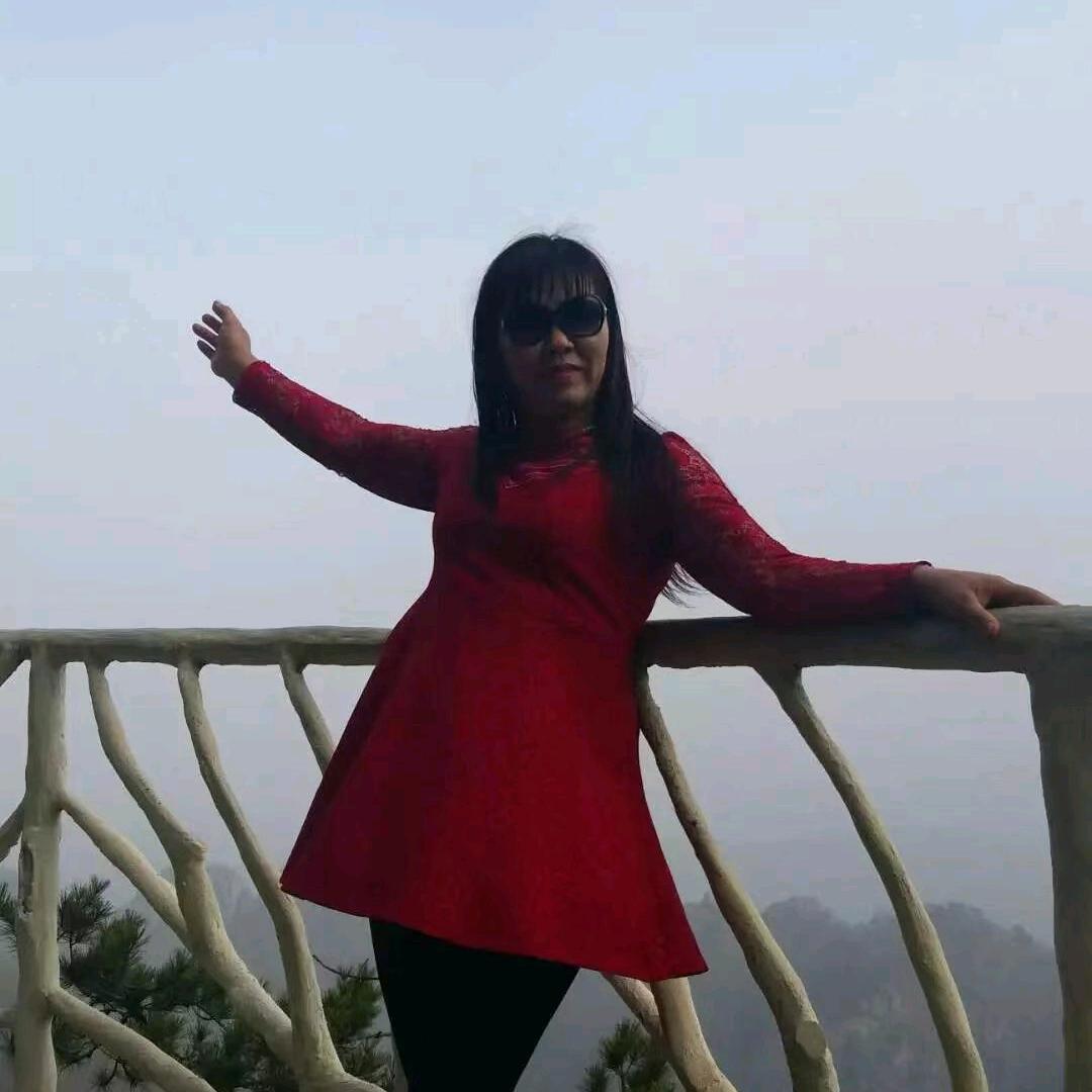 放春蚕的绿竹。