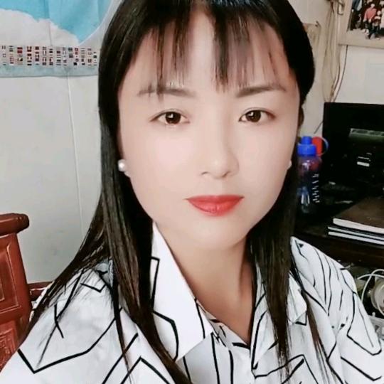 承建别墅民用房（销售混凝土沙石料楼板）