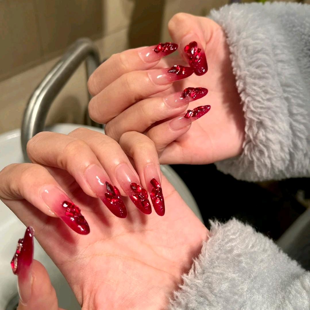 万万【穿戴甲】