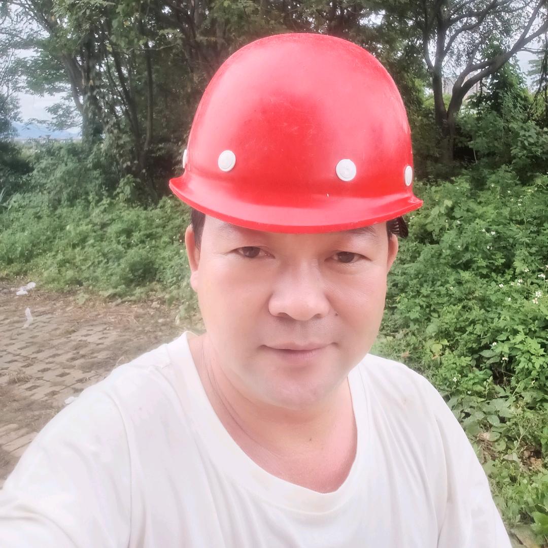 人群中的过客