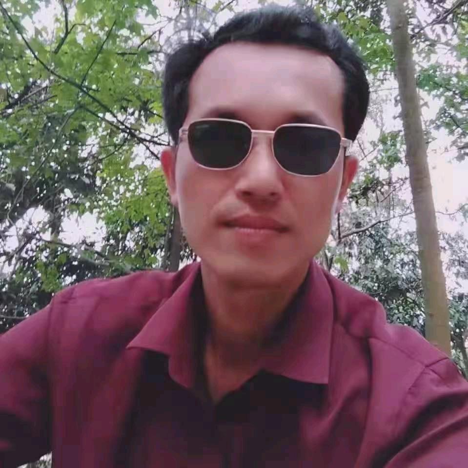 《  开心 聊天 》