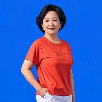 七婶爱吃果