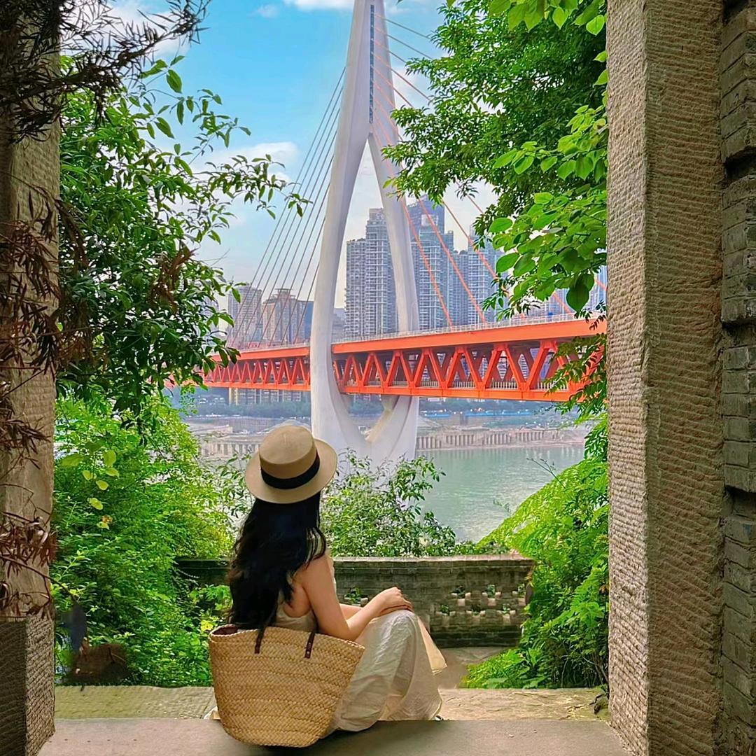 重庆旅游推荐官小美