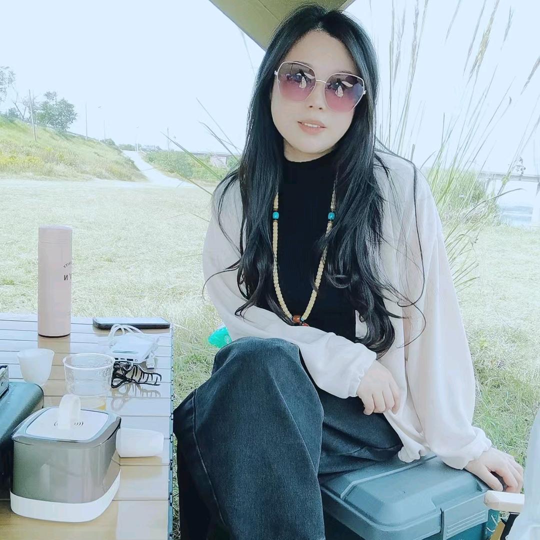 株洲八驰二手车 顺姐