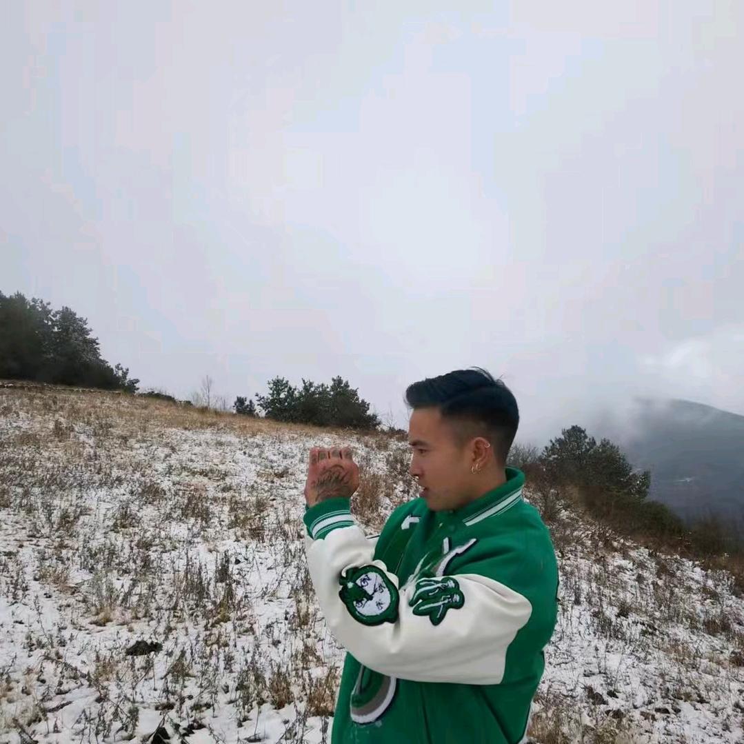 帅帅 的 不可见🫥