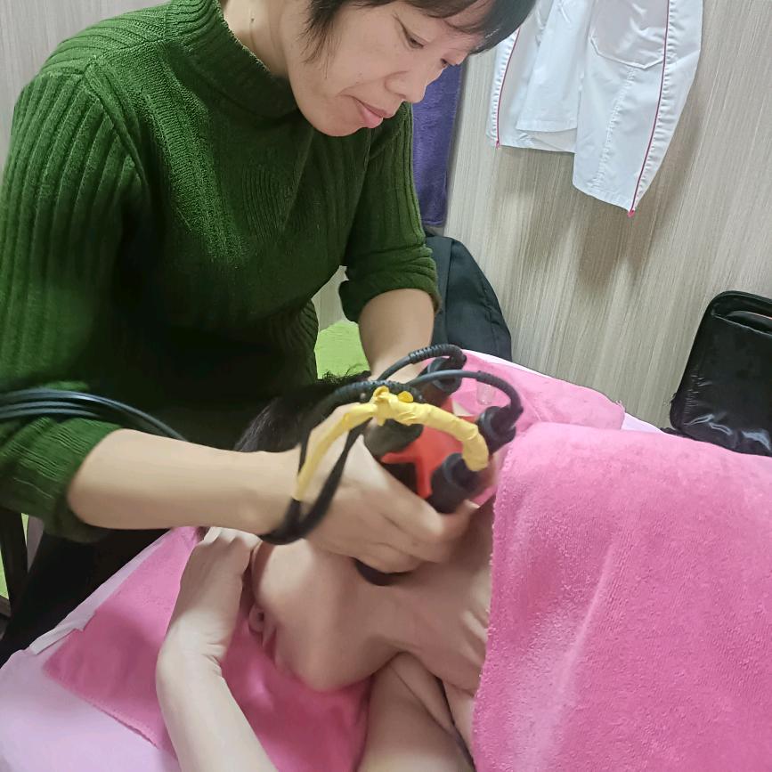 精彩人生就是自己