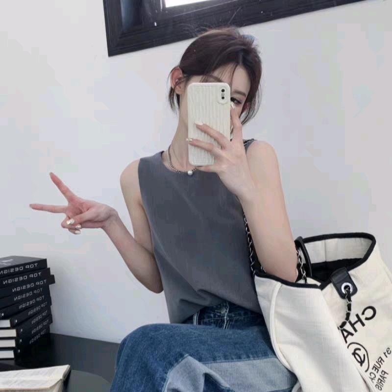 哈哈就会开心（小梁）