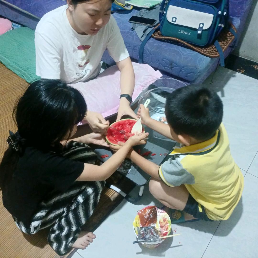 我讨厌，期服我的人，死都不会忘，