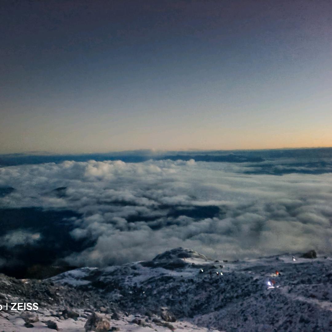哈巴雪山向导     可咨询