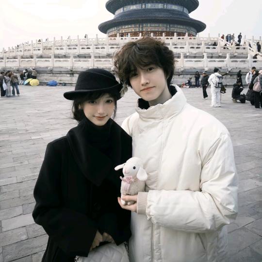 在逃晚睡小美lw