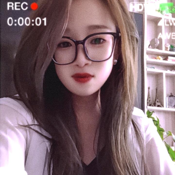 ᭄ঞ王家$二᭄小姐