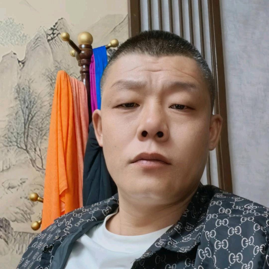 (江哥)