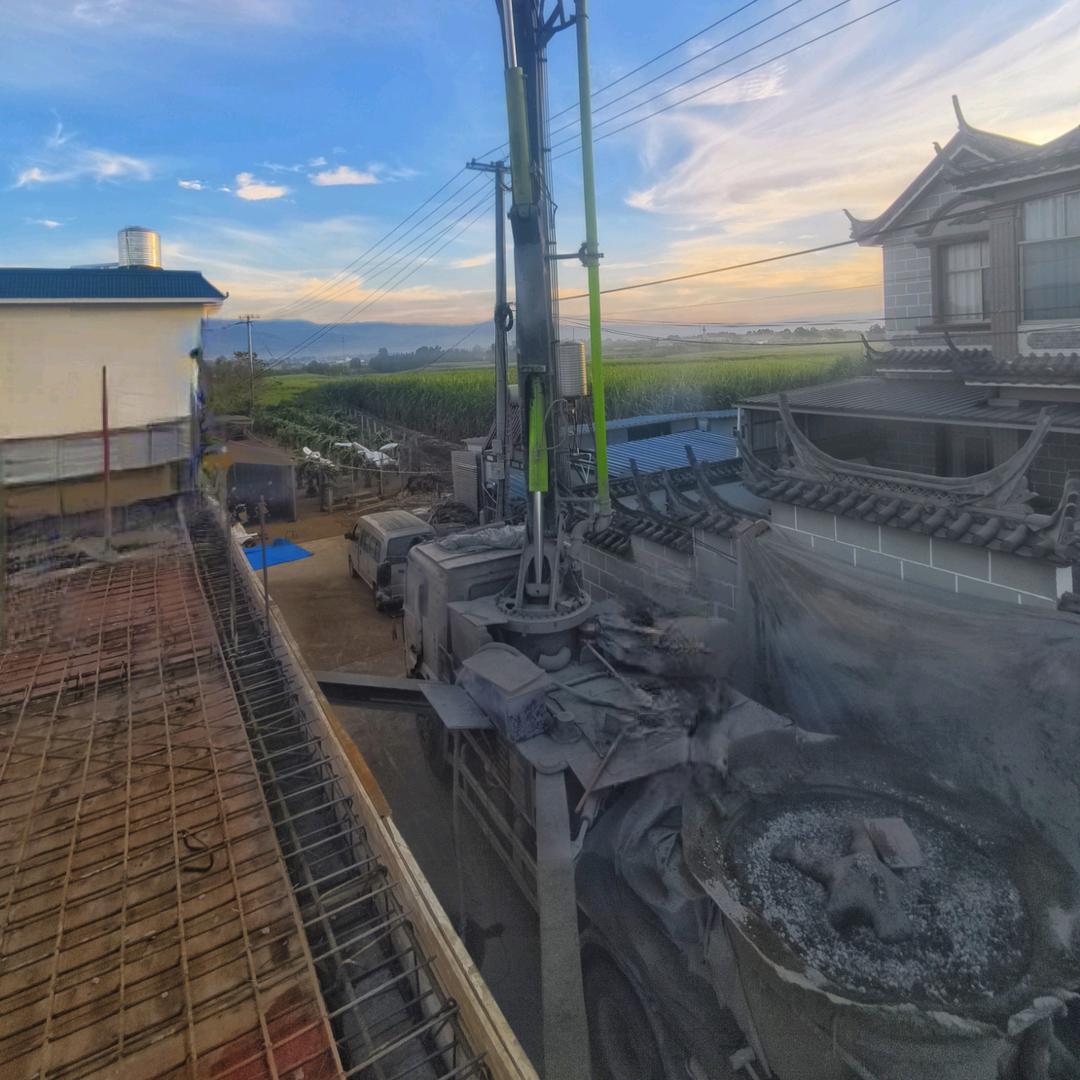 弟兄搅拌一体泵队