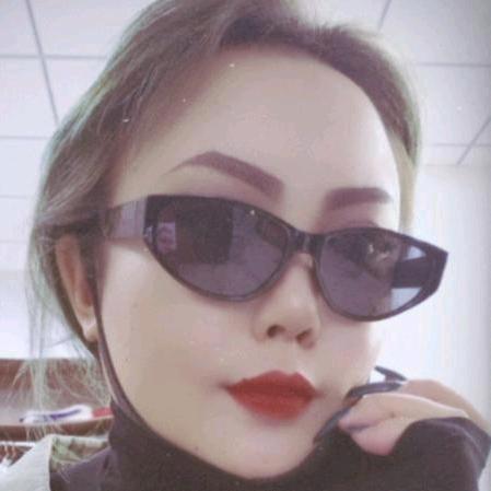 @阿木 化妆师