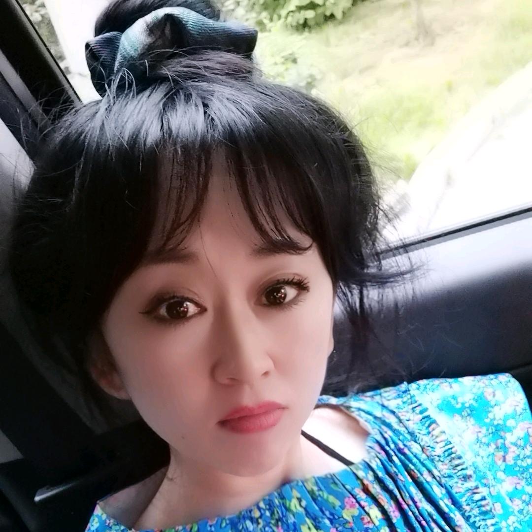 @开霸道的坏姐姐～