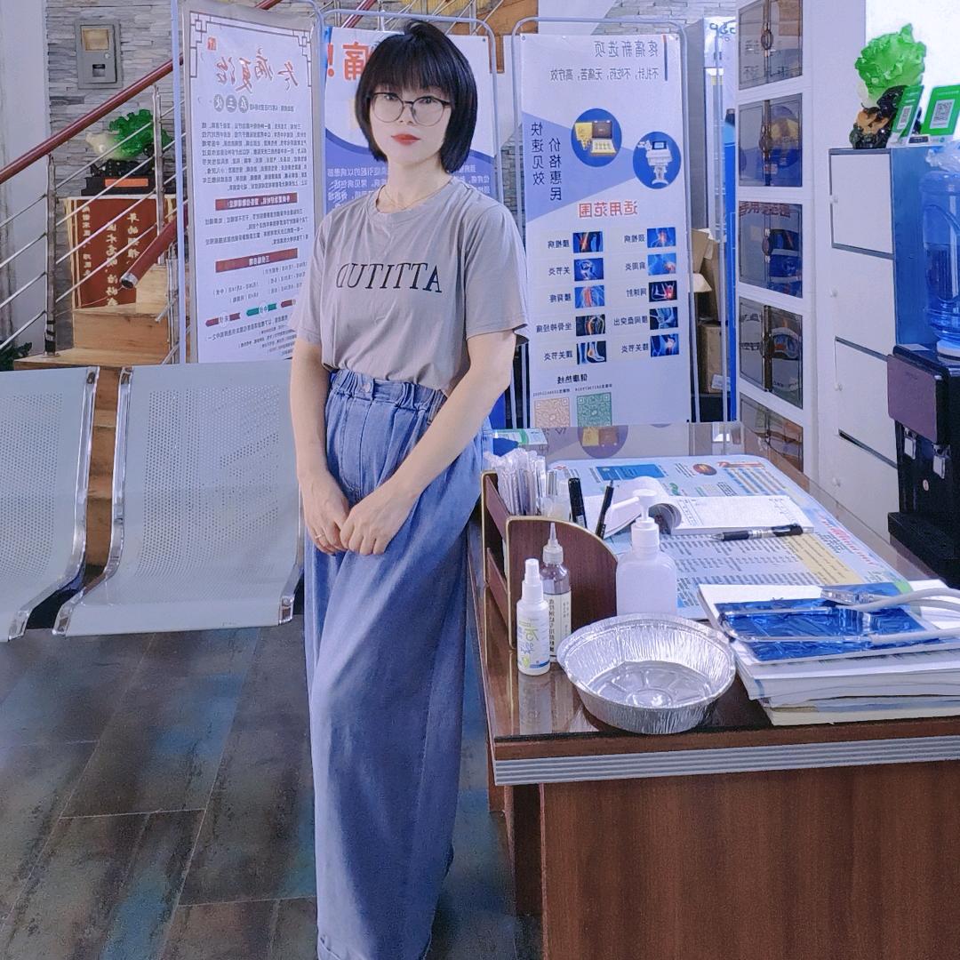 邓邓
