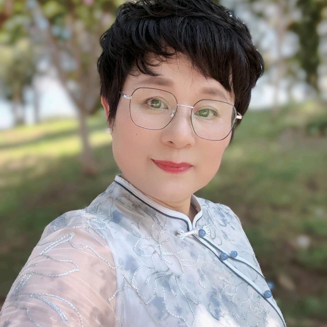 镯子姐