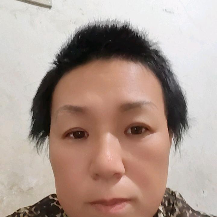 董让佘