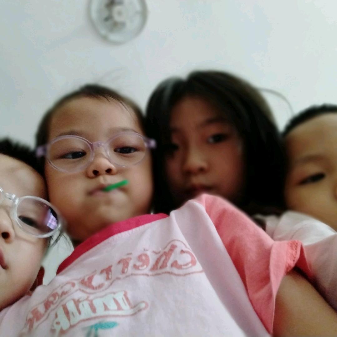 可爱的妮妮一呀！